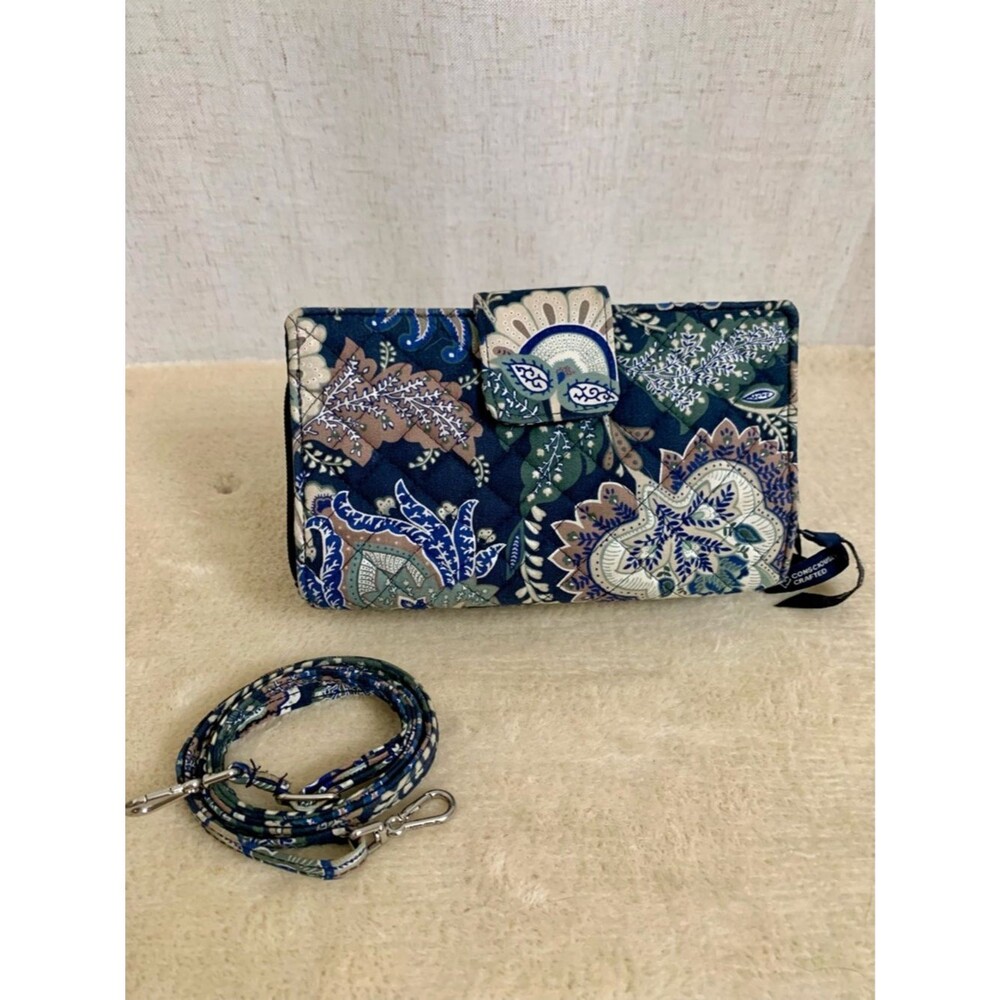 Vera Bradley Java Paisley Quilted Crossbody Wallet Navy Floral RFID Protection